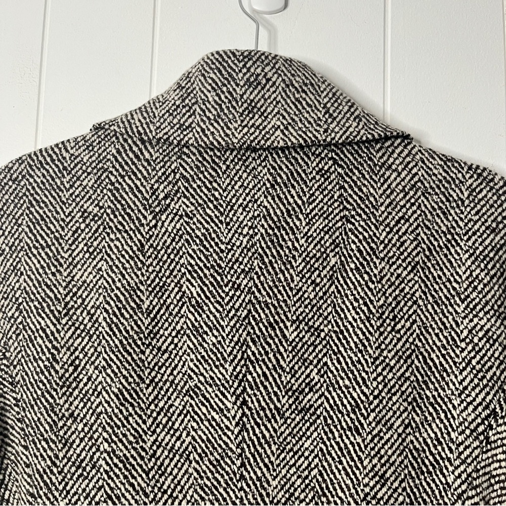 MaxMara Wool Cashmere Herringbone Tweed Trench Dress Coat Leather Belt Size 12 - Picture 9 of 14